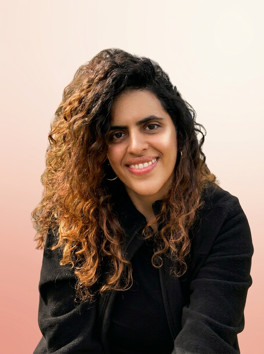 إيناس مصاروة — مدربة علاقات